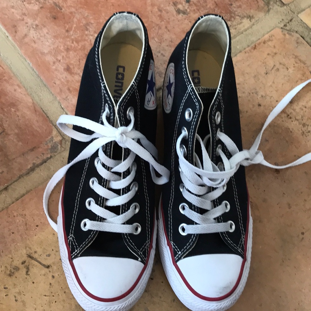 Converse size 8.5